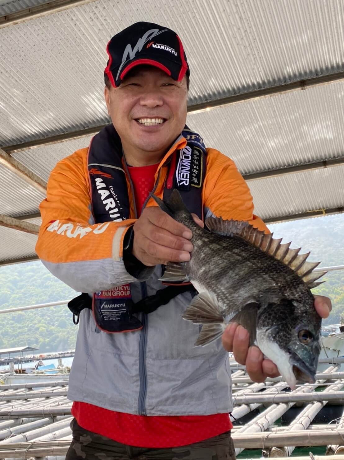 21年05月09日 日曜日 クロダイ チヌ かかり釣り 広島県 大野沖 筏 かかり フィールドスタッフ山下 健次 名人の釣り情報 Fishing News