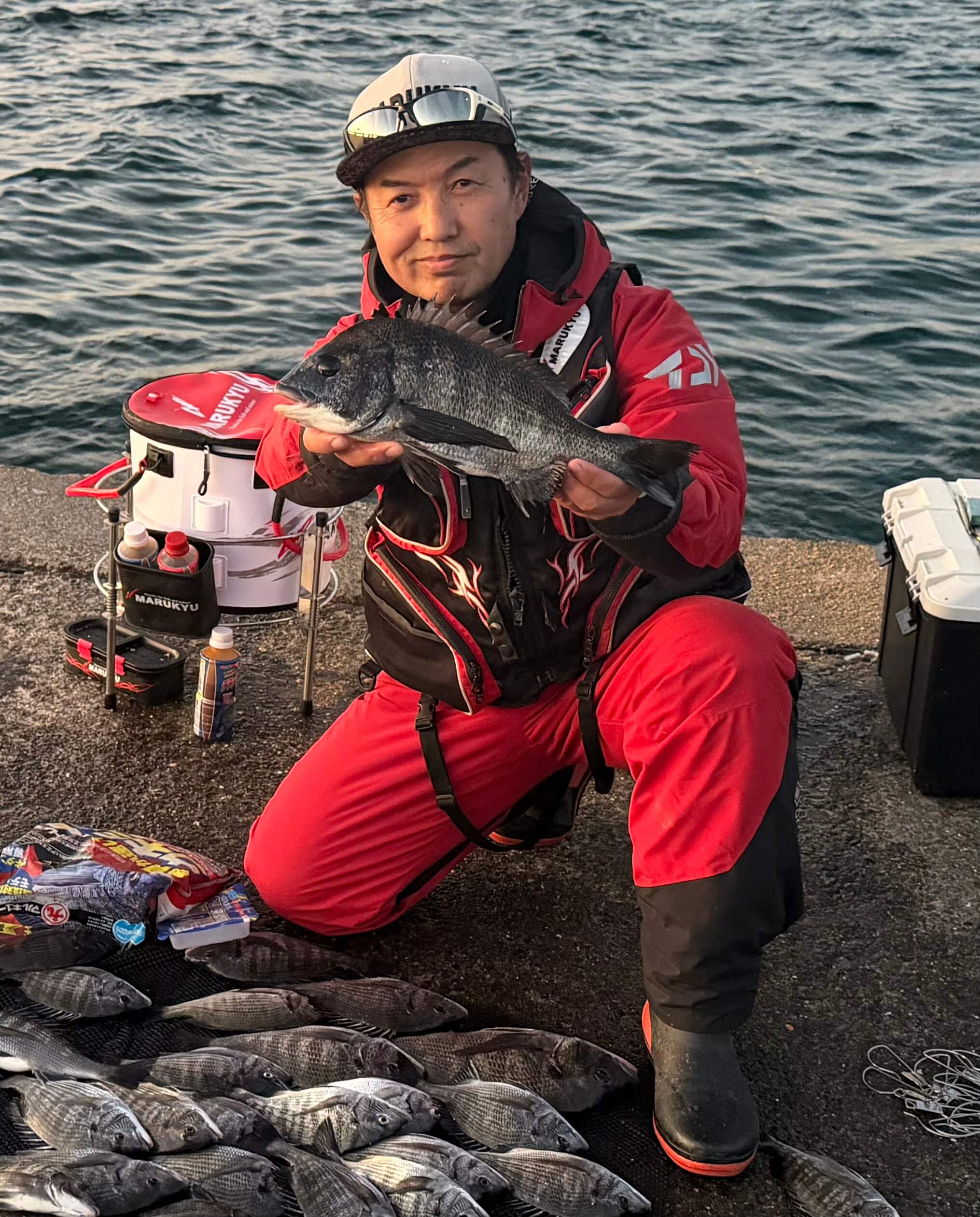 2025年11月30日（日曜日）｜クロダイ・チヌ（ウキダンゴ釣り）｜静岡県 – 表浜名湖｜ウキ紀州・ダンゴ｜フィールドスタッフ佐々木 博司