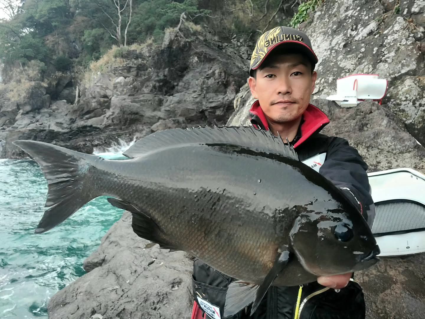 2026年03月15日（日曜日）｜メジナ・グレ・クロ｜神奈川県 – 真鶴半島・カイザキ｜ウキフカセ｜フィールドスタッフ田代 真也